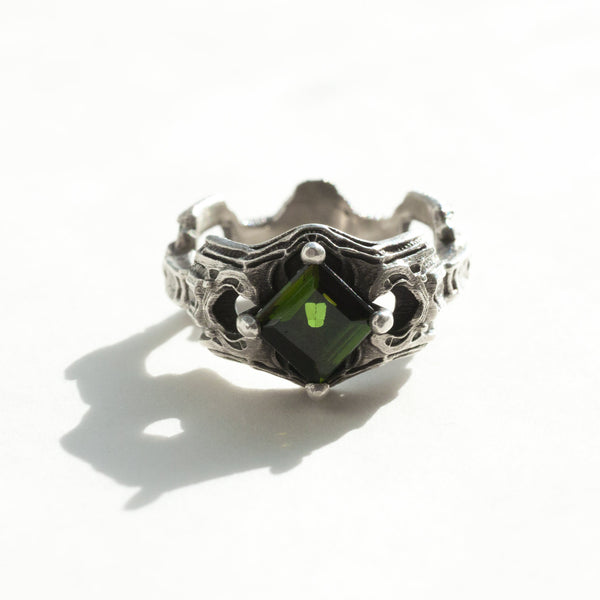 entablalture silver ring with princess cut green tourmaline, size 6-front