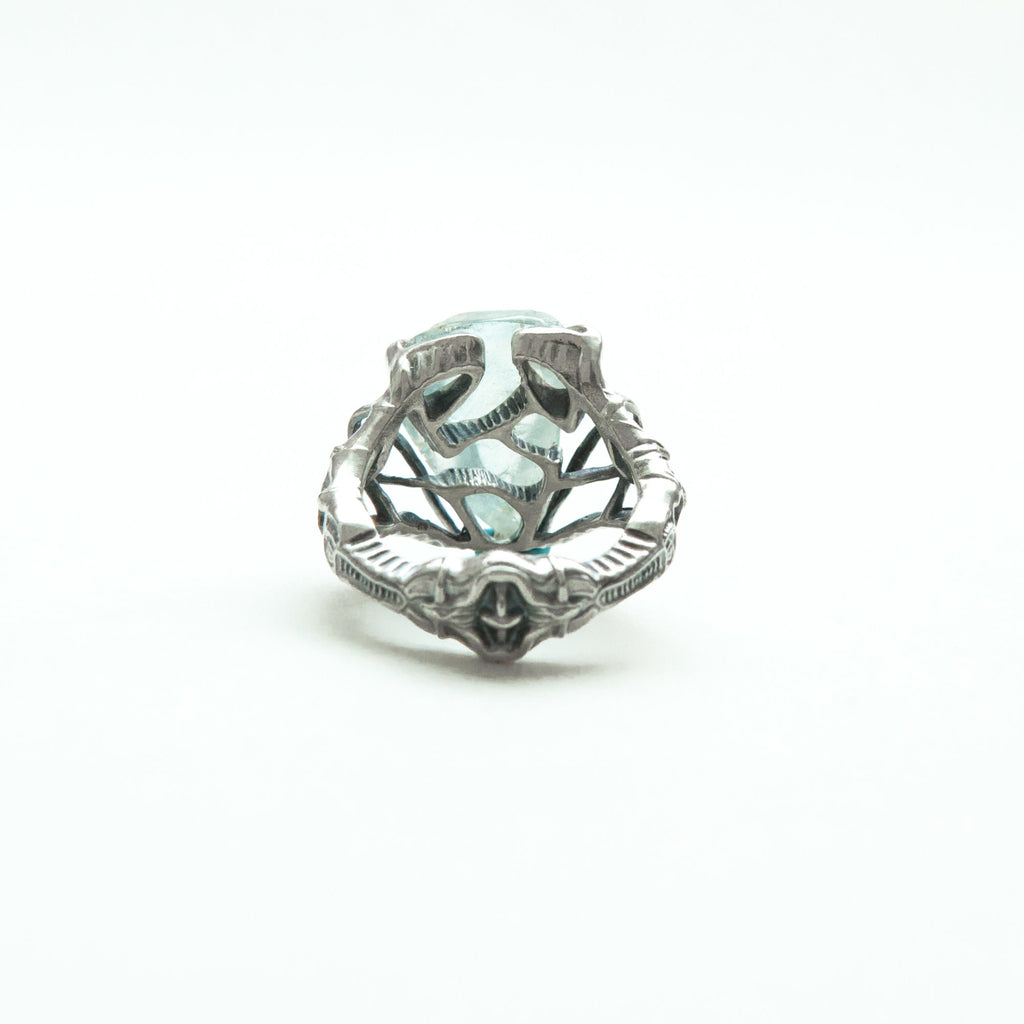 rough cut-triangler aquamarine silver ring size 7, back view