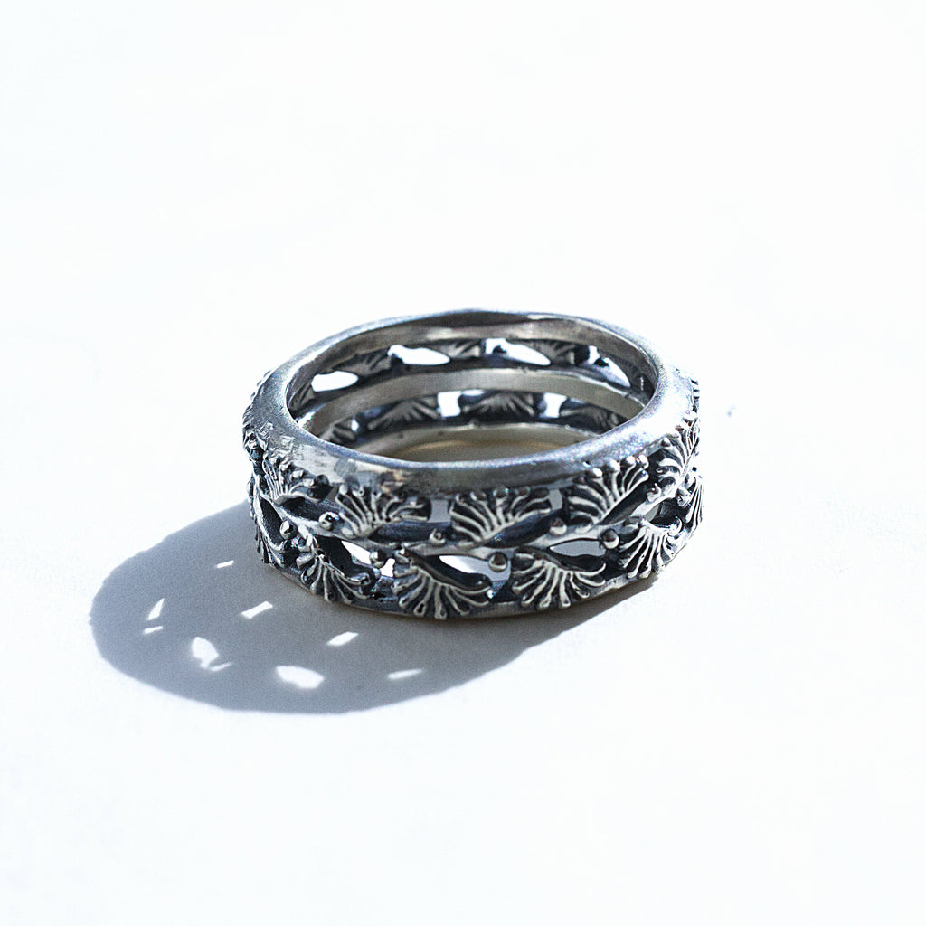 pennatulida fossil ring in a natural light