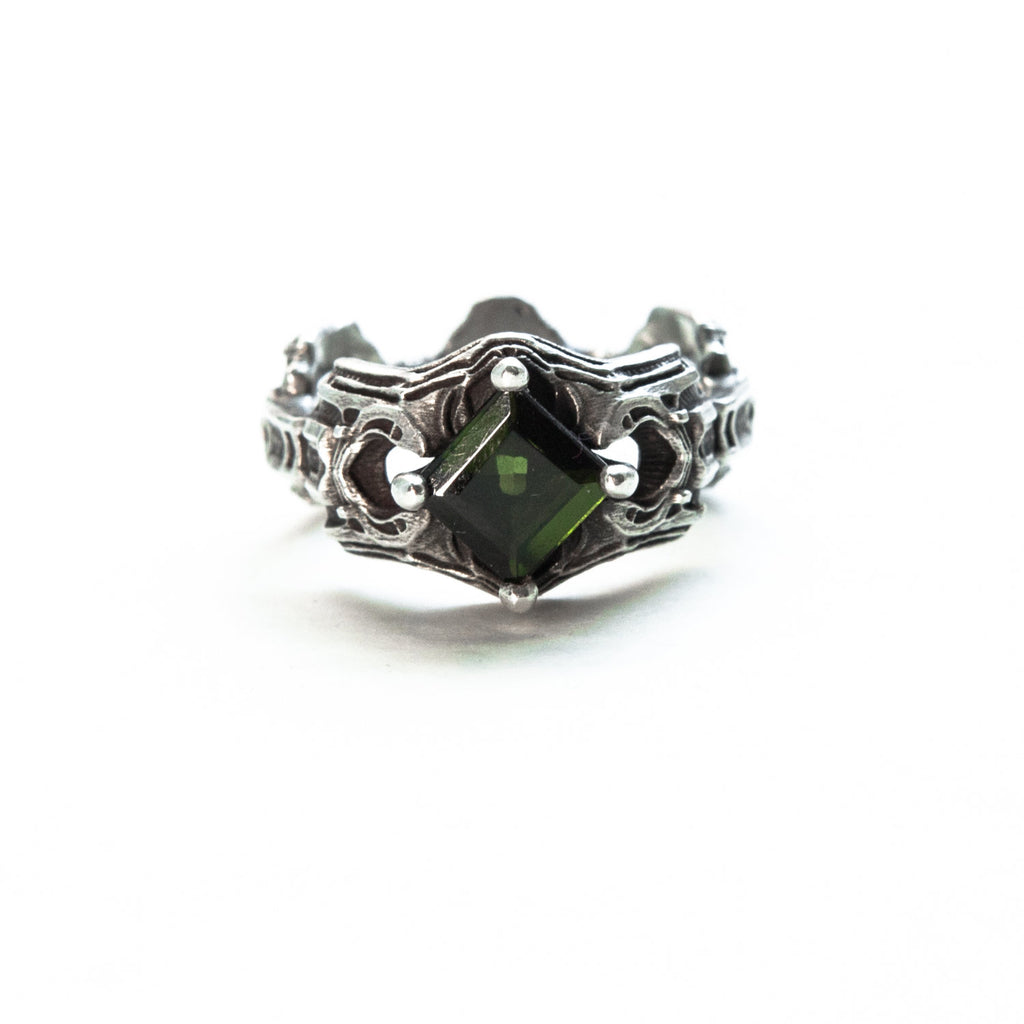 entablalture silver ring with princess cut green tourmaline, size 6-front